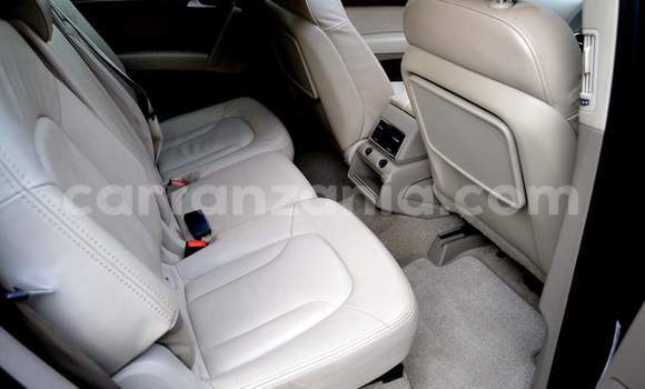 Nunua Ilio tumika Audi Q7 Brown Gari ndani ya Dar es Salaam nchini Dar es Salaam Nunua Ilio tumika Audi Q7 Brown Gari ndani ya Dar es Salaam nchini Dar es Salaam
