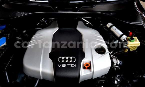 Nunua Ilio tumika Audi Q7 Brown Gari ndani ya Dar es Salaam nchini Dar es Salaam Nunua Ilio tumika Audi Q7 Brown Gari ndani ya Dar es Salaam nchini Dar es Salaam