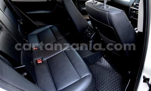 Nunua Ilio tumika BMW X3 Nyeupe Gari ndani ya Dar es Salaam nchini Dar es Salaam Nunua Ilio tumika BMW X3 Nyeupe Gari ndani ya Dar es Salaam nchini Dar es Salaam