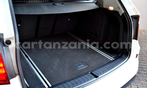 Nunua Ilio tumika BMW X3 Nyeupe Gari ndani ya Dar es Salaam nchini Dar es Salaam Nunua Ilio tumika BMW X3 Nyeupe Gari ndani ya Dar es Salaam nchini Dar es Salaam