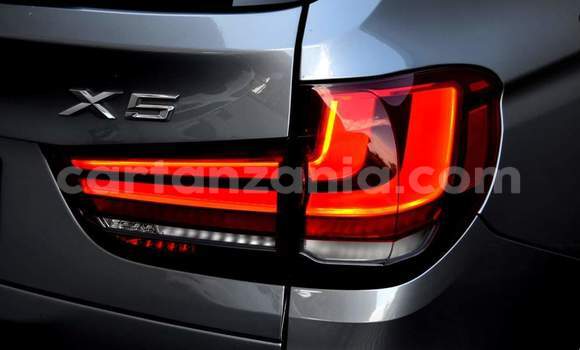 Nunua Ilio tumika BMW X5 Fedha Gari ndani ya Dar es Salaam nchini Dar es Salaam Nunua Ilio tumika BMW X5 Fedha Gari ndani ya Dar es Salaam nchini Dar es Salaam