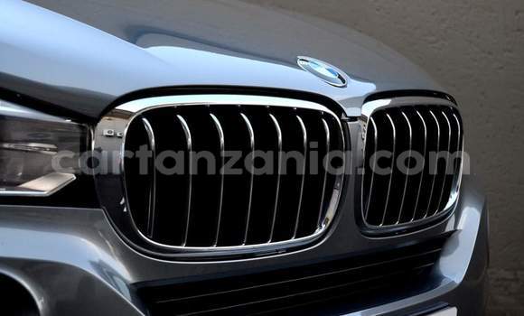 Nunua Ilio tumika BMW X5 Fedha Gari ndani ya Dar es Salaam nchini Dar es Salaam Nunua Ilio tumika BMW X5 Fedha Gari ndani ya Dar es Salaam nchini Dar es Salaam