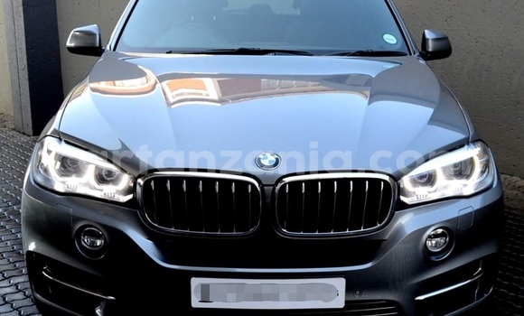 Nunua Ilio tumika BMW X5 Fedha Gari ndani ya Dar es Salaam nchini Dar es Salaam Nunua Ilio tumika BMW X5 Fedha Gari ndani ya Dar es Salaam nchini Dar es Salaam