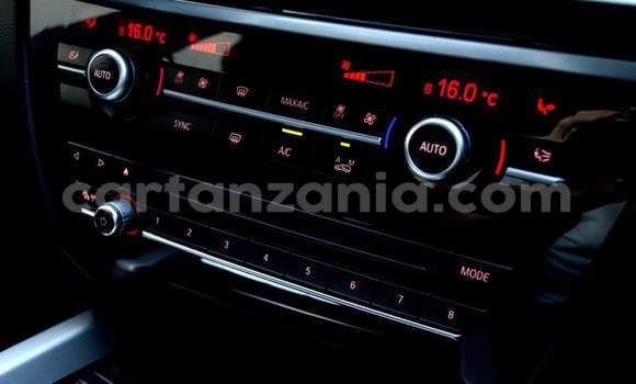 Nunua Ilio tumika BMW X5 Fedha Gari ndani ya Dar es Salaam nchini Dar es Salaam Nunua Ilio tumika BMW X5 Fedha Gari ndani ya Dar es Salaam nchini Dar es Salaam