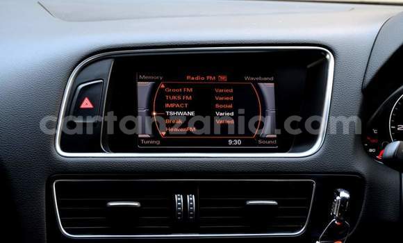 Nunua Ilio tumika Audi Q5 Brown Gari ndani ya Dar es Salaam nchini Dar es Salaam Nunua Ilio tumika Audi Q5 Brown Gari ndani ya Dar es Salaam nchini Dar es Salaam