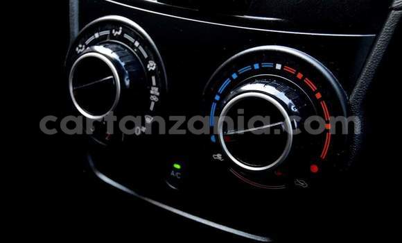 Nunua Ilio tumika Toyota Avanza Nyeupe Gari ndani ya Dar es Salaam nchini Dar es Salaam Nunua Ilio tumika Toyota Avanza Nyeupe Gari ndani ya Dar es Salaam nchini Dar es Salaam