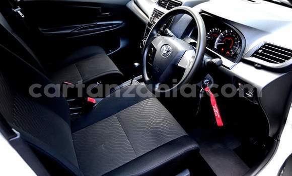 Nunua Ilio tumika Toyota Avanza Nyeupe Gari ndani ya Dar es Salaam nchini Dar es Salaam Nunua Ilio tumika Toyota Avanza Nyeupe Gari ndani ya Dar es Salaam nchini Dar es Salaam