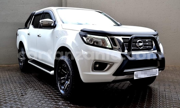 Buy Used Nissan Navara White Car in Dar es Salaam in Dar es Salaam