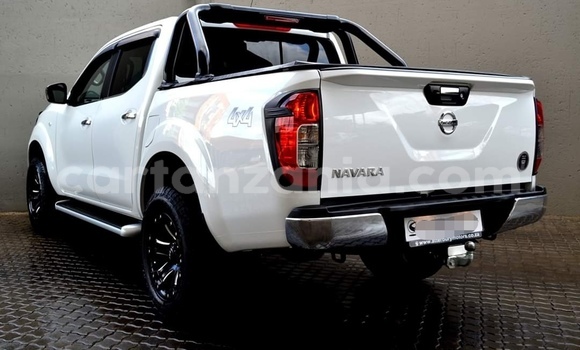 Nunua Ilio tumika Nissan Navara Nyeupe Gari ndani ya Dar es Salaam nchini Dar es Salaam Nunua Ilio tumika Nissan Navara Nyeupe Gari ndani ya Dar es Salaam nchini Dar es Salaam