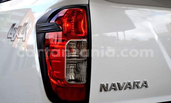 Nunua Ilio tumika Nissan Navara Nyeupe Gari ndani ya Dar es Salaam nchini Dar es Salaam Nunua Ilio tumika Nissan Navara Nyeupe Gari ndani ya Dar es Salaam nchini Dar es Salaam