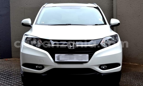 Nunua Ilio tumika Honda HR–V Nyeupe Gari ndani ya Dar es Salaam nchini Dar es Salaam Nunua Ilio tumika Honda HR–V Nyeupe Gari ndani ya Dar es Salaam nchini Dar es Salaam