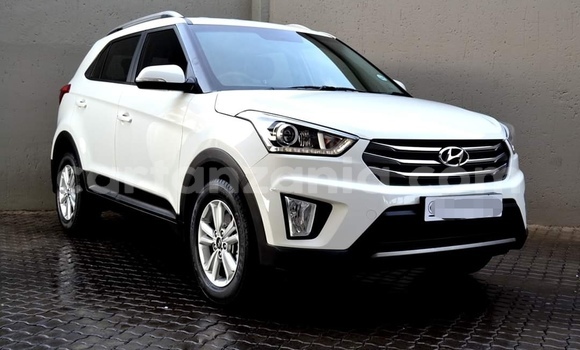 Buy Used Hyundai Creta White Car in Dar es Salaam in Dar es Salaam