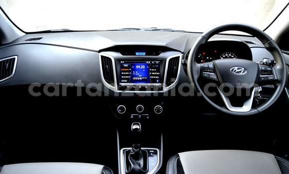 Nunua Ilio tumika Hyundai Creta Nyeupe Gari ndani ya Dar es Salaam nchini Dar es Salaam Nunua Ilio tumika Hyundai Creta Nyeupe Gari ndani ya Dar es Salaam nchini Dar es Salaam