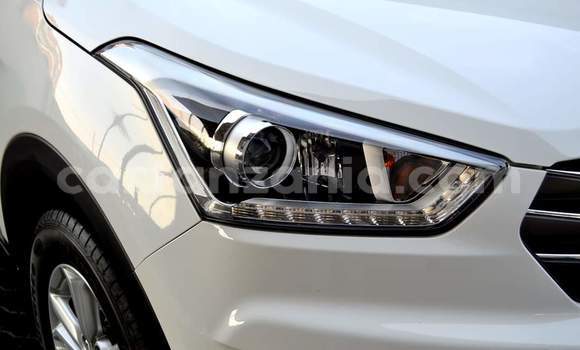 Nunua Ilio tumika Hyundai Creta Nyeupe Gari ndani ya Dar es Salaam nchini Dar es Salaam Nunua Ilio tumika Hyundai Creta Nyeupe Gari ndani ya Dar es Salaam nchini Dar es Salaam