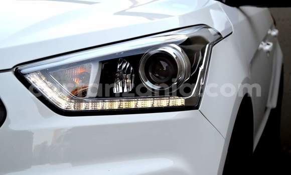 Nunua Ilio tumika Hyundai Creta Nyeupe Gari ndani ya Dar es Salaam nchini Dar es Salaam Nunua Ilio tumika Hyundai Creta Nyeupe Gari ndani ya Dar es Salaam nchini Dar es Salaam