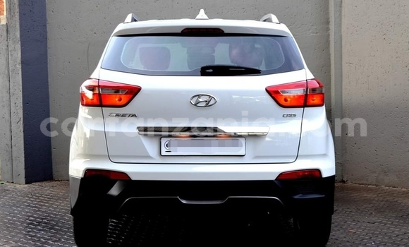 Nunua Ilio tumika Hyundai Creta Nyeupe Gari ndani ya Dar es Salaam nchini Dar es Salaam Nunua Ilio tumika Hyundai Creta Nyeupe Gari ndani ya Dar es Salaam nchini Dar es Salaam