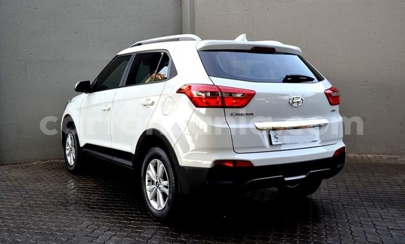 Nunua Ilio tumika Hyundai Creta Nyeupe Gari ndani ya Dar es Salaam nchini Dar es Salaam Nunua Ilio tumika Hyundai Creta Nyeupe Gari ndani ya Dar es Salaam nchini Dar es Salaam