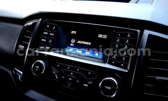 Nunua Ilio tumika Ford Everest Nyingine Gari ndani ya Dar es Salaam nchini Dar es Salaam Nunua Ilio tumika Ford Everest Nyingine Gari ndani ya Dar es Salaam nchini Dar es Salaam