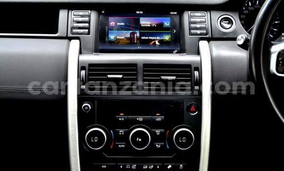 Nunua Ilio tumika Land Rover Discovery Sport Nyeupe Gari ndani ya Dar es Salaam nchini Dar es Salaam Nunua Ilio tumika Land Rover Discovery Sport Nyeupe Gari ndani ya Dar es Salaam nchini Dar es Salaam