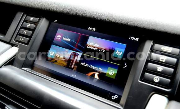 Nunua Ilio tumika Land Rover Discovery Sport Nyeupe Gari ndani ya Dar es Salaam nchini Dar es Salaam Nunua Ilio tumika Land Rover Discovery Sport Nyeupe Gari ndani ya Dar es Salaam nchini Dar es Salaam