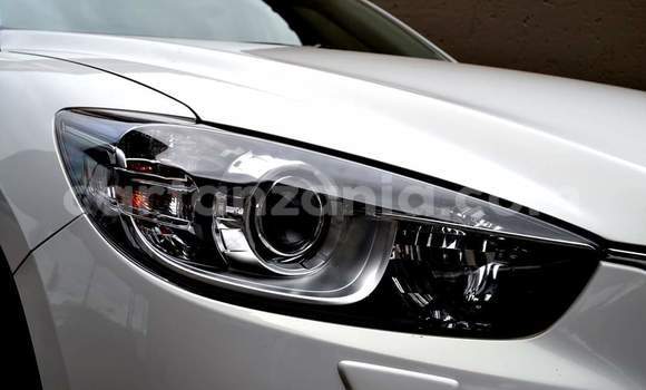 Nunua Ilio tumika Mazda CX-5 Nyeupe Gari ndani ya Dar es Salaam nchini Dar es Salaam Nunua Ilio tumika Mazda CX-5 Nyeupe Gari ndani ya Dar es Salaam nchini Dar es Salaam