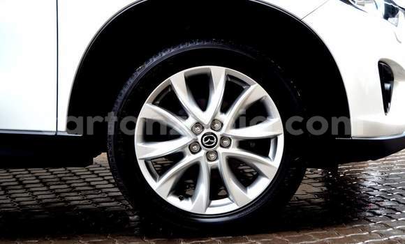 Nunua Ilio tumika Mazda CX-5 Nyeupe Gari ndani ya Dar es Salaam nchini Dar es Salaam Nunua Ilio tumika Mazda CX-5 Nyeupe Gari ndani ya Dar es Salaam nchini Dar es Salaam