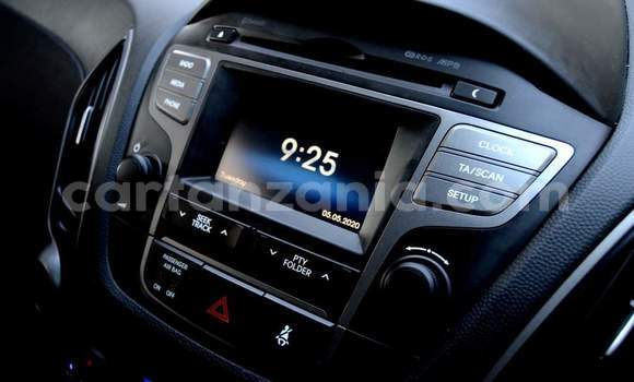 Buy Used Hyundai ix35 Blue Car in Dar es Salaam in Dar es Salaam Buy Used Hyundai ix35 Blue Car in Dar es Salaam in Dar es Salaam