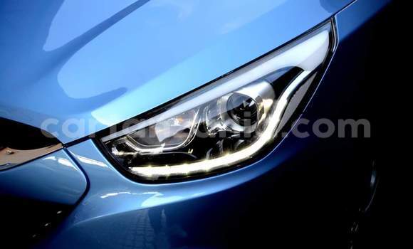Buy Used Hyundai ix35 Blue Car in Dar es Salaam in Dar es Salaam Buy Used Hyundai ix35 Blue Car in Dar es Salaam in Dar es Salaam