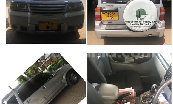 Buy Used Suzuki Escudo Silver Car in Dar es Salaam in Dar es Salaam