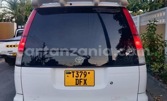 Buy Used Toyota Noah White Car in Dar es Salaam in Dar es Salaam Buy Used Toyota Noah White Car in Dar es Salaam in Dar es Salaam