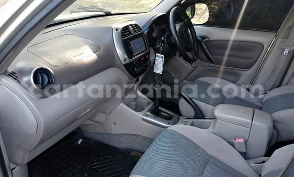 Nunua Ilio tumika Toyota RAV4 Fedha Gari ndani ya Dar es Salaam nchini Dar es Salaam Nunua Ilio tumika Toyota RAV4 Fedha Gari ndani ya Dar es Salaam nchini Dar es Salaam