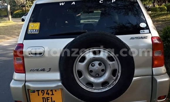 Nunua Ilio tumika Toyota RAV4 Fedha Gari ndani ya Dar es Salaam nchini Dar es Salaam Nunua Ilio tumika Toyota RAV4 Fedha Gari ndani ya Dar es Salaam nchini Dar es Salaam