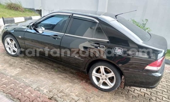 Nunua Ilio tumika Toyota Altezza Nyeusi Gari ndani ya Dar es Salaam nchini Dar es Salaam Nunua Ilio tumika Toyota Altezza Nyeusi Gari ndani ya Dar es Salaam nchini Dar es Salaam