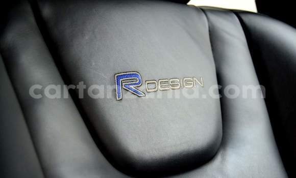 Nunua Ilio tumika Volvo S60 Nyeupe Gari ndani ya Dar es Salaam nchini Dar es Salaam Nunua Ilio tumika Volvo S60 Nyeupe Gari ndani ya Dar es Salaam nchini Dar es Salaam