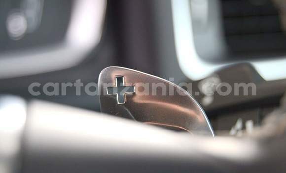 Nunua Ilio tumika Volvo S60 Nyeupe Gari ndani ya Dar es Salaam nchini Dar es Salaam Nunua Ilio tumika Volvo S60 Nyeupe Gari ndani ya Dar es Salaam nchini Dar es Salaam