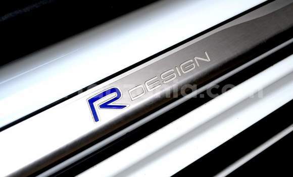 Nunua Ilio tumika Volvo S60 Nyeupe Gari ndani ya Dar es Salaam nchini Dar es Salaam Nunua Ilio tumika Volvo S60 Nyeupe Gari ndani ya Dar es Salaam nchini Dar es Salaam