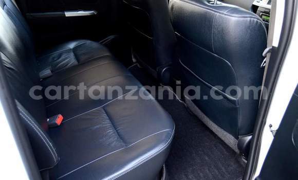 Buy Used Toyota Hilux White Car in Dar es Salaam in Dar es Salaam Buy Used Toyota Hilux White Car in Dar es Salaam in Dar es Salaam