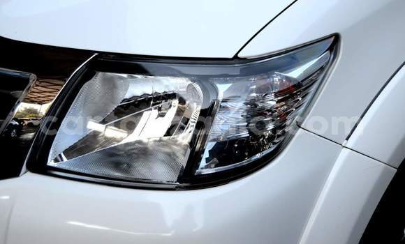 Buy Used Toyota Hilux White Car in Dar es Salaam in Dar es Salaam Buy Used Toyota Hilux White Car in Dar es Salaam in Dar es Salaam