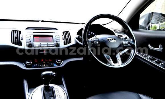 Nunua Ilio tumika Kia Sportage Fedha Gari ndani ya Dar es Salaam nchini Dar es Salaam Nunua Ilio tumika Kia Sportage Fedha Gari ndani ya Dar es Salaam nchini Dar es Salaam