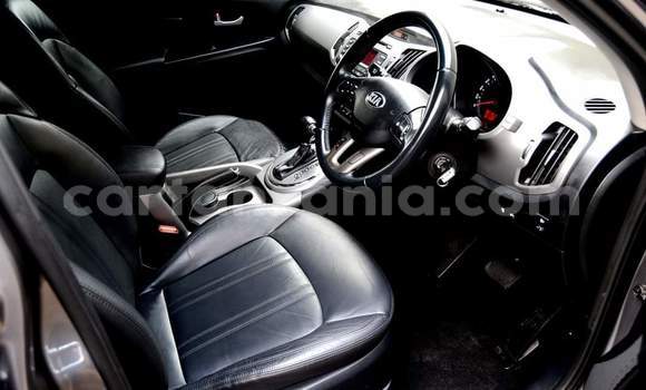 Nunua Ilio tumika Kia Sportage Fedha Gari ndani ya Dar es Salaam nchini Dar es Salaam Nunua Ilio tumika Kia Sportage Fedha Gari ndani ya Dar es Salaam nchini Dar es Salaam