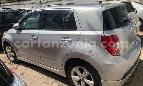 Buy Used Toyota IST Silver Car in Dar es Salaam in Dar es Salaam Buy Used Toyota IST Silver Car in Dar es Salaam in Dar es Salaam