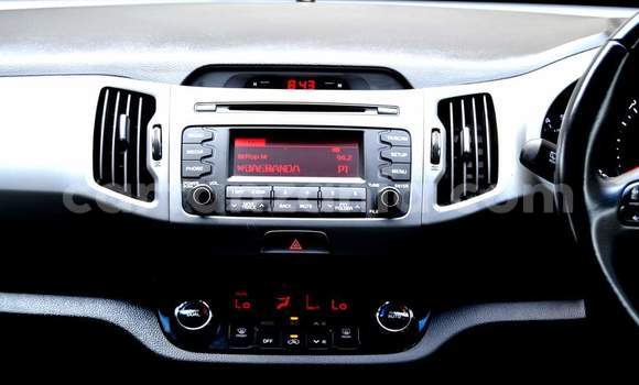 Nunua Ilio tumika Kia Sportage Fedha Gari ndani ya Dar es Salaam nchini Dar es Salaam Nunua Ilio tumika Kia Sportage Fedha Gari ndani ya Dar es Salaam nchini Dar es Salaam