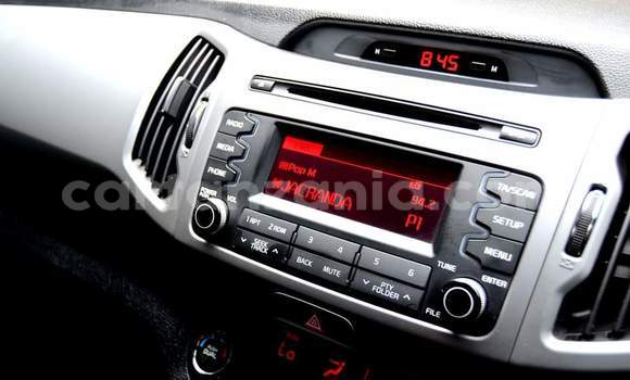 Nunua Ilio tumika Kia Sportage Fedha Gari ndani ya Dar es Salaam nchini Dar es Salaam Nunua Ilio tumika Kia Sportage Fedha Gari ndani ya Dar es Salaam nchini Dar es Salaam