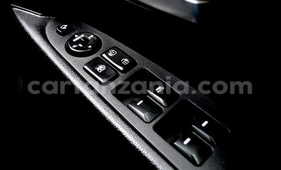 Nunua Ilio tumika Kia Sportage Fedha Gari ndani ya Dar es Salaam nchini Dar es Salaam Nunua Ilio tumika Kia Sportage Fedha Gari ndani ya Dar es Salaam nchini Dar es Salaam