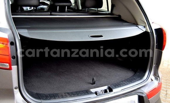 Nunua Ilio tumika Kia Sportage Fedha Gari ndani ya Dar es Salaam nchini Dar es Salaam Nunua Ilio tumika Kia Sportage Fedha Gari ndani ya Dar es Salaam nchini Dar es Salaam
