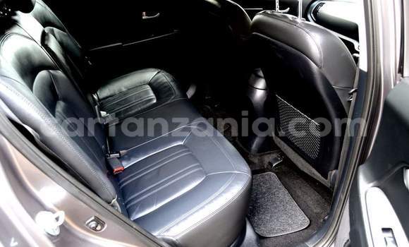 Nunua Ilio tumika Kia Sportage Fedha Gari ndani ya Dar es Salaam nchini Dar es Salaam Nunua Ilio tumika Kia Sportage Fedha Gari ndani ya Dar es Salaam nchini Dar es Salaam