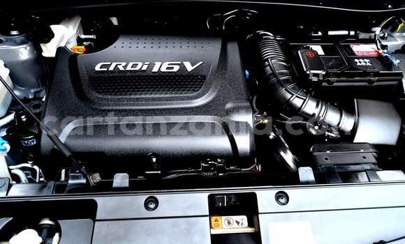 Nunua Ilio tumika Kia Sportage Fedha Gari ndani ya Dar es Salaam nchini Dar es Salaam Nunua Ilio tumika Kia Sportage Fedha Gari ndani ya Dar es Salaam nchini Dar es Salaam