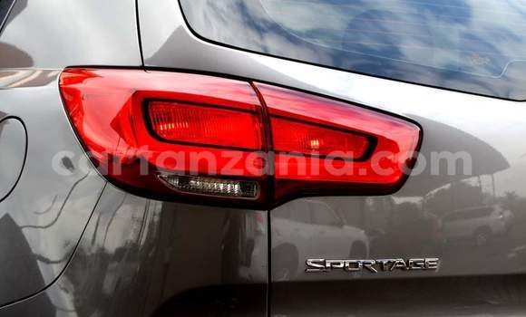 Nunua Ilio tumika Kia Sportage Fedha Gari ndani ya Dar es Salaam nchini Dar es Salaam Nunua Ilio tumika Kia Sportage Fedha Gari ndani ya Dar es Salaam nchini Dar es Salaam