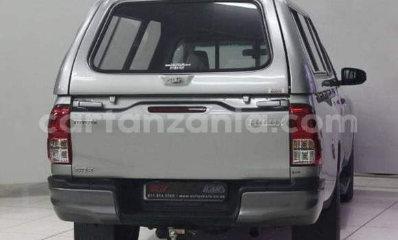 Nunua Ilio tumika Toyota Hilux Fedha Gari ndani ya Dar es Salaam nchini Dar es Salaam Nunua Ilio tumika Toyota Hilux Fedha Gari ndani ya Dar es Salaam nchini Dar es Salaam