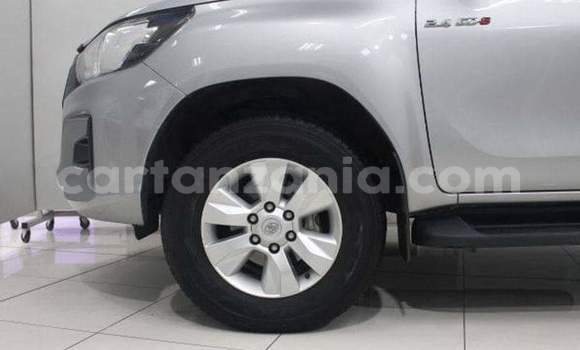 Nunua Ilio tumika Toyota Hilux Fedha Gari ndani ya Dar es Salaam nchini Dar es Salaam Nunua Ilio tumika Toyota Hilux Fedha Gari ndani ya Dar es Salaam nchini Dar es Salaam